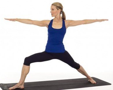 5 động tác yoga giúp giảm cân
