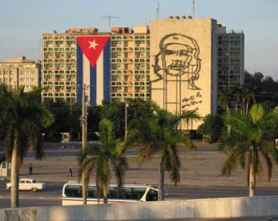Nga quyết định xóa 90% số nợ từ thời Liên Xô cho Cuba