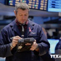 Chứng khoán Mỹ, châu Âu tiếp tục lùi bước phiên thứ 2 liên tiếp