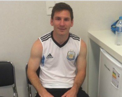 FIFA bất ngờ kiểm tra doping với Messi sau 
