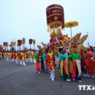 Mở tuyến du lịch tâm linh dọc sông Hồng vào rằm tháng Bảy