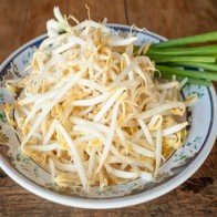 6 lý do nên ăn giá đỗ thường xuyên