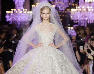 20 bộ đầm cưới tuyệt đẹp từ tuần lễ thời trang cao cấp Paris