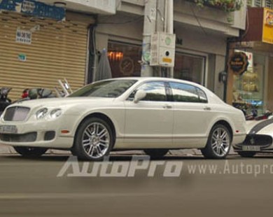 Cận cảnh bộ đôi xế sang Bentley và Maserati tại Sài Thành
