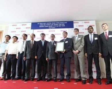 Bosch Vietnam awarded ‘High-Tech Status’ title