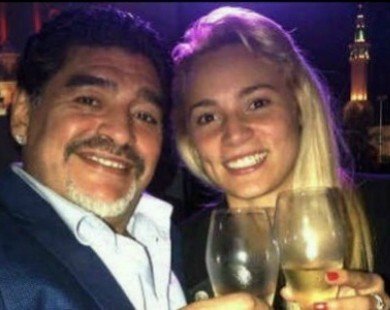 Bạn gái cũ của huyền thoại Maradona bị bắt vì ăn cắp ở Dubai