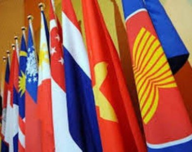 Các quan chức kinh tế cấp cao ASEAN thảo luận hợp tác kinh tế