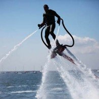 1,2 triệu 10 phút chơi trò mạo hiểm ở biển Nha Trang
