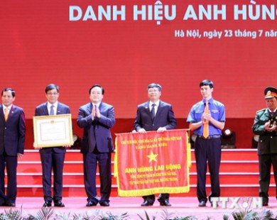 Khai thác dầu khí Việt Nam đạt danh hiệu Anh hùng lao động