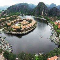 Du lịch Ninh Bình: Tiềm năng nhiều, tận dụng không dễ