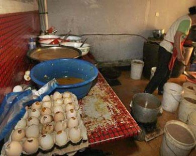 Cảnh báo trứng vịt lộn Trung Quốc tràn vào Việt Nam
