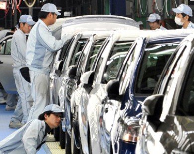 Sản lượng công nghiệp Nhật giảm mạnh nhất kể từ thảm họa kép