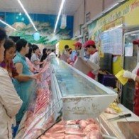 Người Việt ăn thịt ngoại nhập: Báo động đỏ