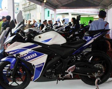 Yamaha R25 đầu tiên về Việt Nam