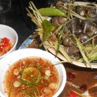 Nắng nóng, lãi bạc triệu nhờ kinh doanh ốc ven hồ