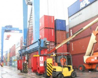 Ba giải pháp giảm tải cảng Cát Lái