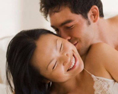 4 tư thế “yêu” giúp bạn tăng khả năng thụ thai
