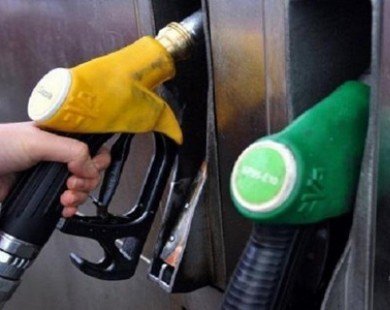 Giá dầu Mỹ giảm xuống mức thấp nhất trong vòng sáu tháng