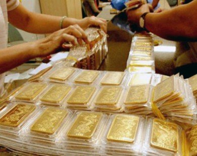 Giá vàng tăng 100 nghìn đồng/lượng, chênh lệch với thế giới còn 3,2 triệu đồng