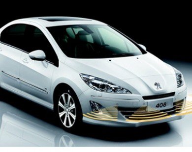 Peugeot 408 Premium có giá 958 triệu Đồng