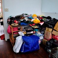 Uống cà phê sắm đồ từ thiện