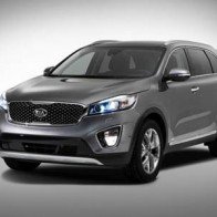 Kia Sorento thế hệ mới bất ngờ lộ diện
