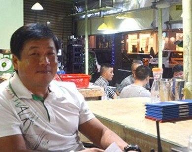 Người Hàn Quốc sang Sài Gòn mở quán thịt nướng vỉa hè