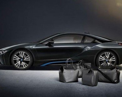 BMW i8 phiên bản độc nhất “cặp” với bộ túi Louis Vuitton