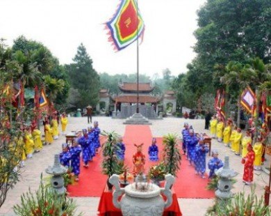 Tưng bừng Lễ hội truyền thống mùa Thu Côn Sơn-Kiếp Bạc