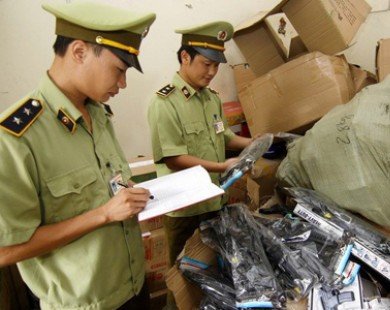 Hà Nội: Thu giữ số lượng lớn hàng hóa không có chứng từ