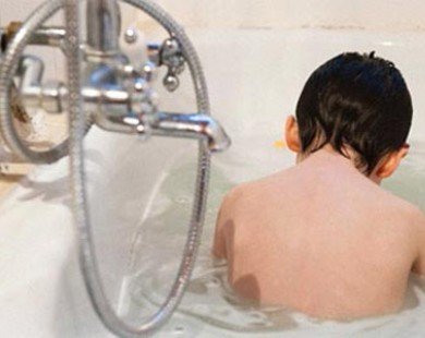 Ổ vi khuẩn trong bồn tắm nước nóng
