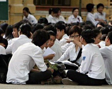 Học sinh Việt Nam sống trong stress