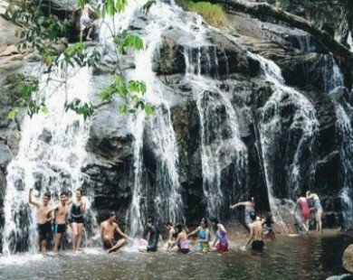Top 5 con suối thác đẹp nhất Khánh Hòa
