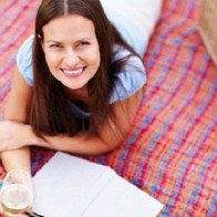 Phụ nữ "khôn" chẳng bao giờ chăm con quên mình!