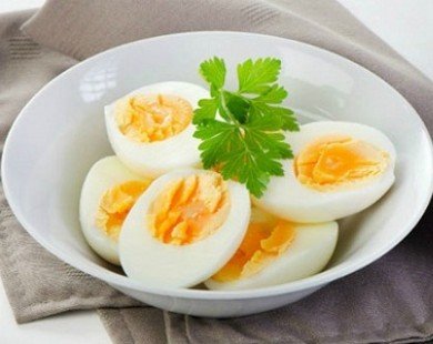 6 lý do nên ăn trứng lòng đào