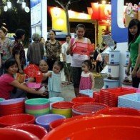 220 gian hàng tham gia Hội chợ hàng Việt Nam năm 2014