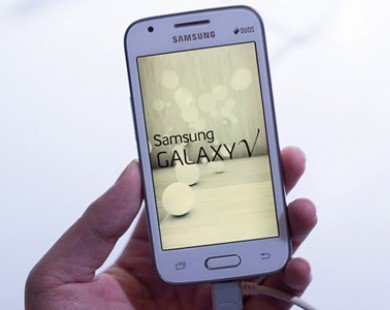 Samsung Galaxy V phát hành giá hơn 2 triệu đồng