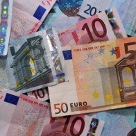 Số liệu bi quan về nền kinh tế Đức gây sức ép lên đồng euro
