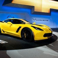 Chevrolet Corvette Z06 đời 2015 có giá từ 78.995 USD