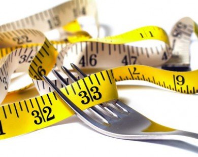 Ăn kiêng giảm chất béo và giảm tinh bột đều hiệu quả như nhau