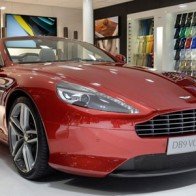 Hàng loạt đại lý Aston Martin chính hãng có nguy cơ đóng cửa