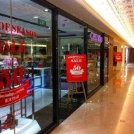 Đóng cửa Tràng Tiền chờ Johnathan Hạnh Nguyễn tung chiêu mới