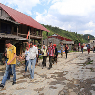 Công bố đường dây nóng hỗ trợ, giúp đỡ khách du lịch tại Lào Cai