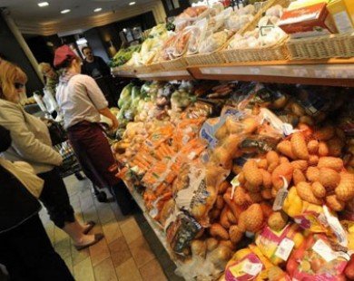 Giá lương thực tiếp tục giảm và ở mức thấp nhất trong 4 năm qua