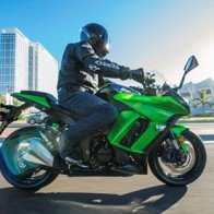 Kawasaki giới thiệu loạt mô tô mới cho năm 2015