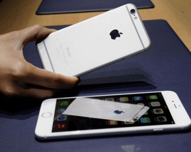 Bán tháo smartphone Samsung Galaxy để mua iPhone 6