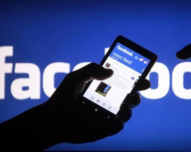 Tin đồn thất thiệt về việc Facebook thu phí 3 USD/tháng