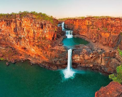 Chiêm ngưỡng thác nước 4 tầng tuyệt đẹp ở Australia