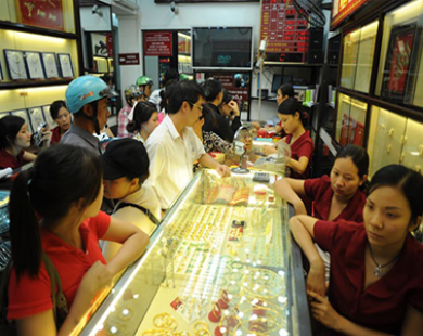 Khách hàng tố Bảo Tín Minh Châu bán vàng giả