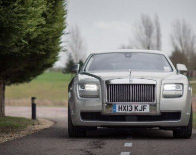 Xe siêu sang mới của Rolls-Royce không phải là SUV